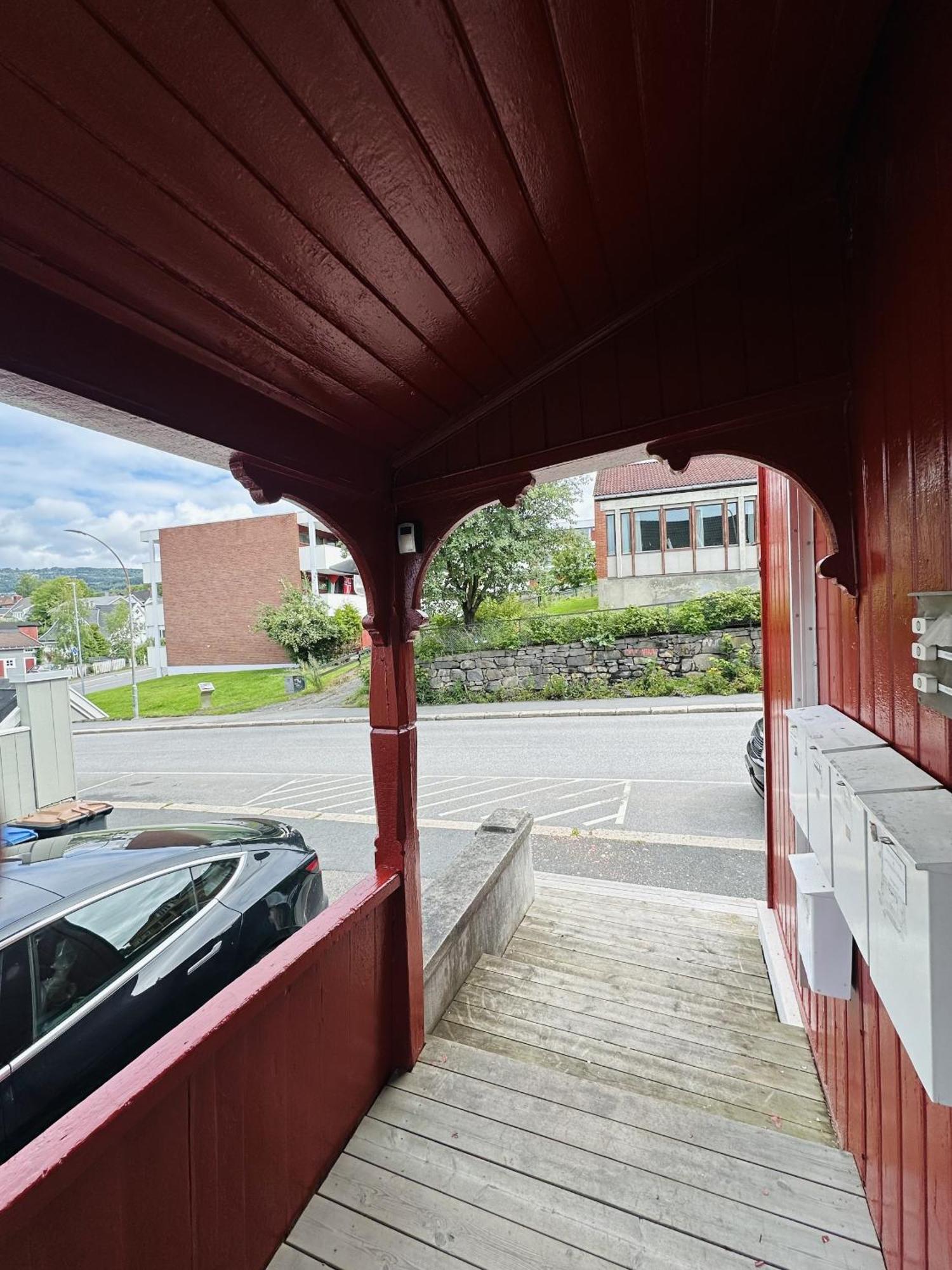 Toppleilighet I Sentrum Av Lillehammer Exterior foto